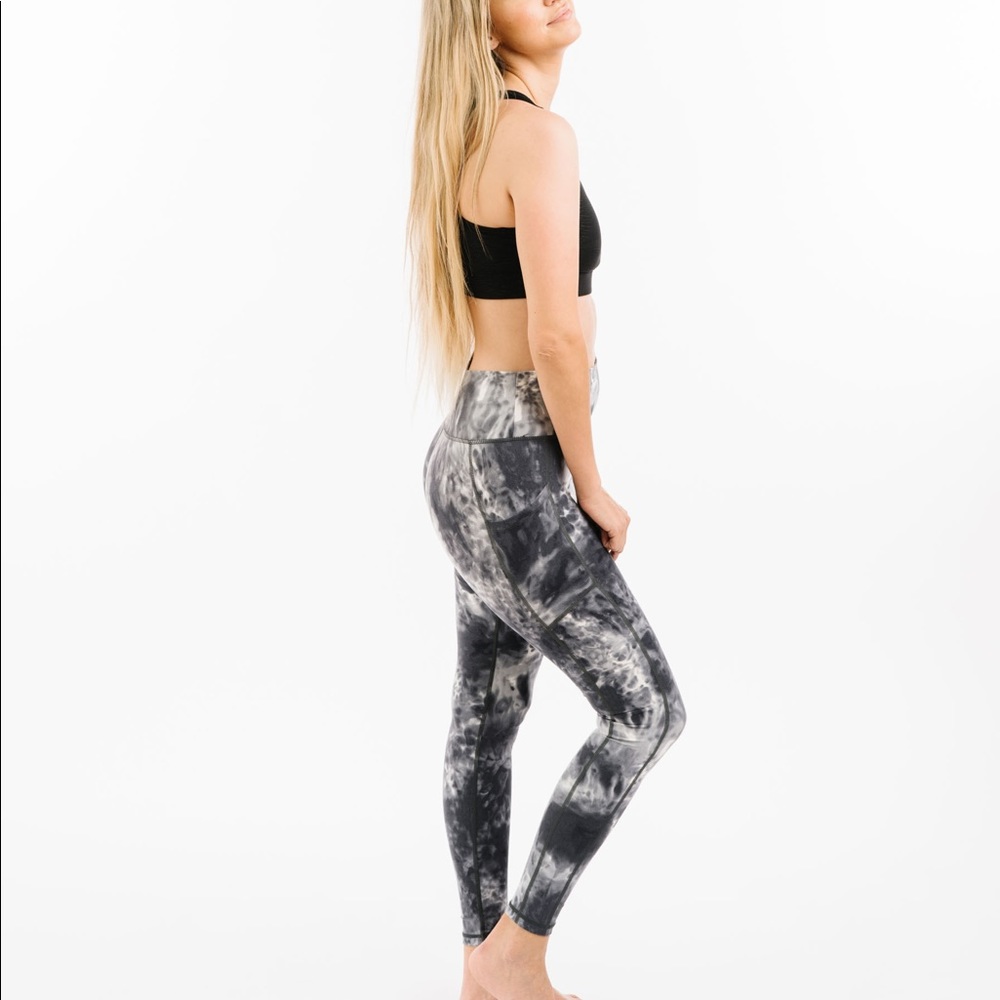 Zyia - Storm Hendrix Pocket Soft n Snug Hi-Rise Legging 28"